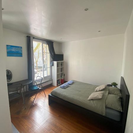 Studio Proche Paris Шавил Екстериор снимка