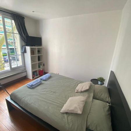 Studio Proche Paris Шавил Екстериор снимка